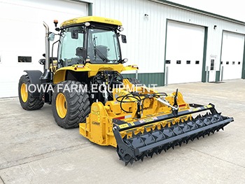 Agile Tractor with Reversible Operator Station